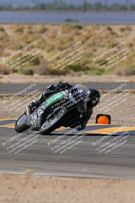 media/Oct-08-2023-CVMA (Sun) [[dbfe88ae3c]]/Race 2 Supersport Middleweight (Shootout)/